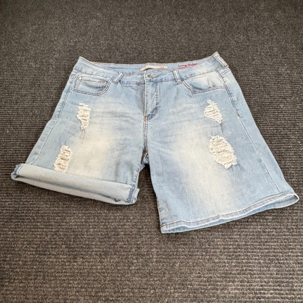 !iT Jeans Long Rider Distressed Denim Shorts Light Wash Blue Womens Size 14